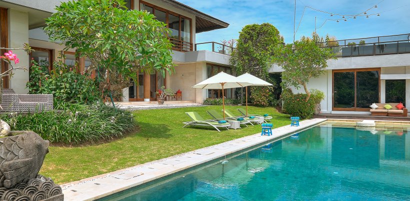 Villa Aiko, Pool and Garden