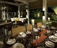 Вилла Noa, Обеденный стол