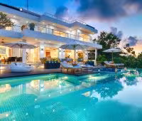 Villa KaliBali, Pool at sunset